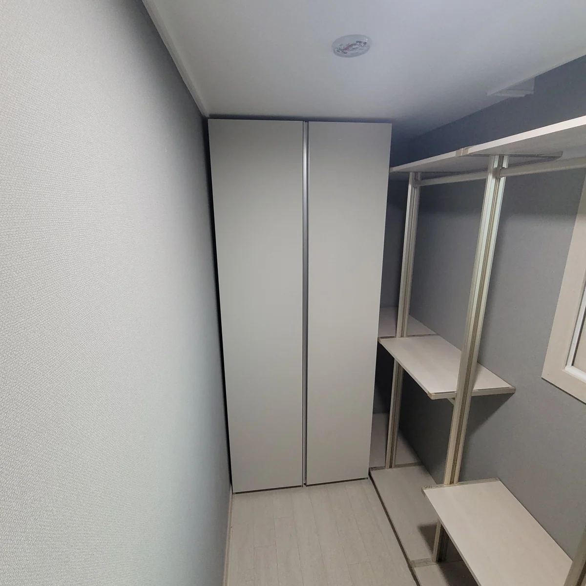 맞춤 선반장 제작 시공 예시