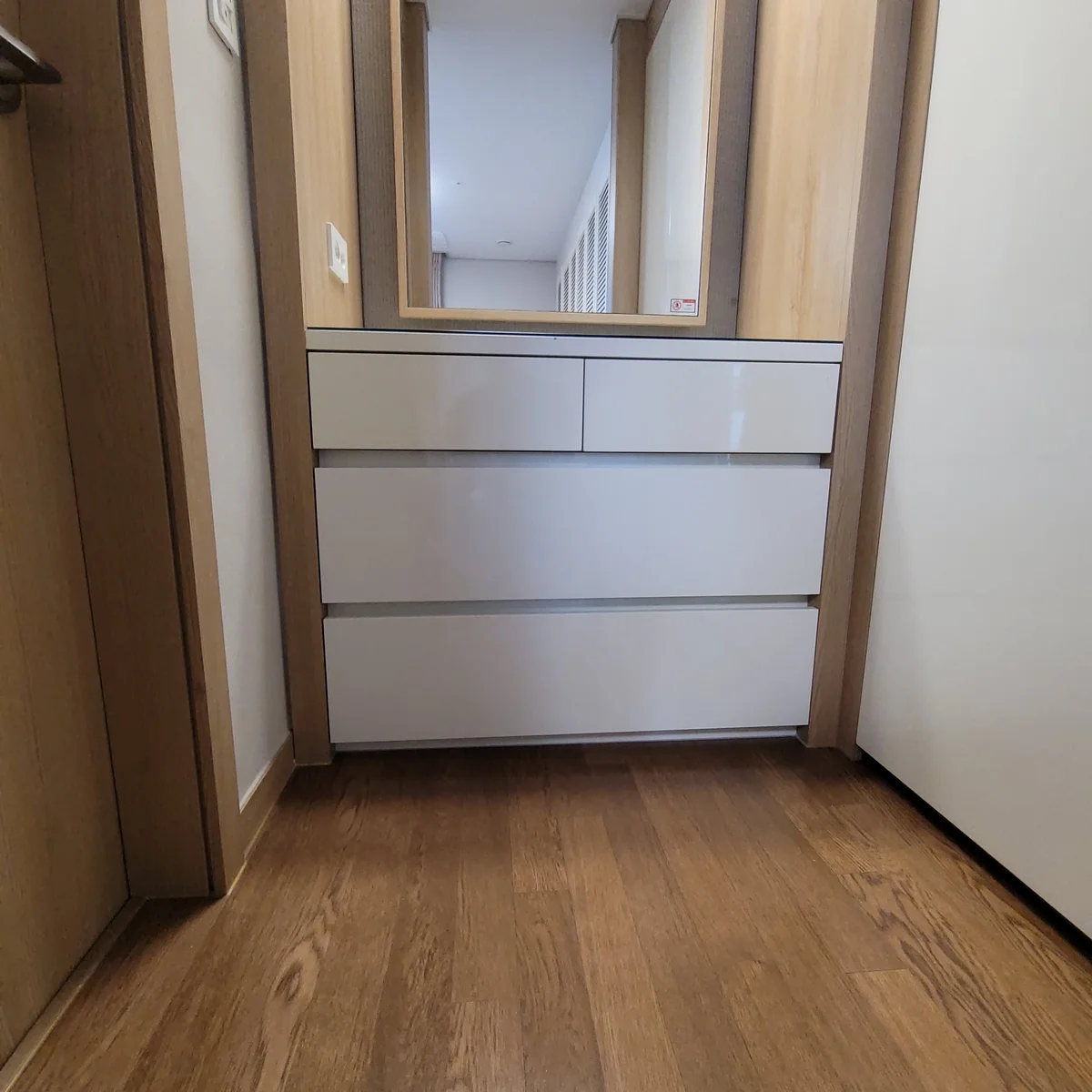 dresser-table 시공 예시